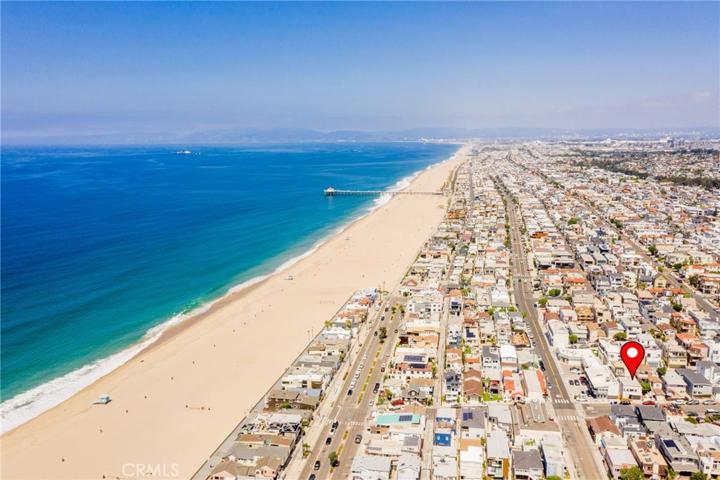 215 Longfellow Avenue, Hermosa Beach, California 90254