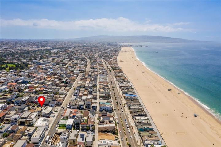 215 Longfellow Avenue, Hermosa Beach, California 90254