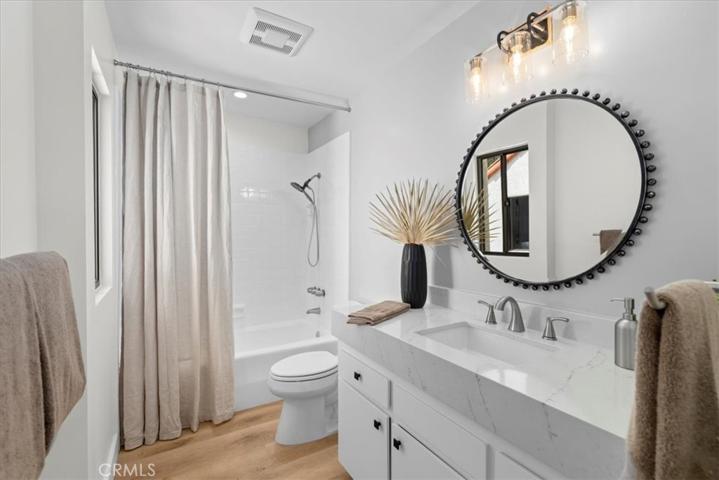 upstairs bathroom
