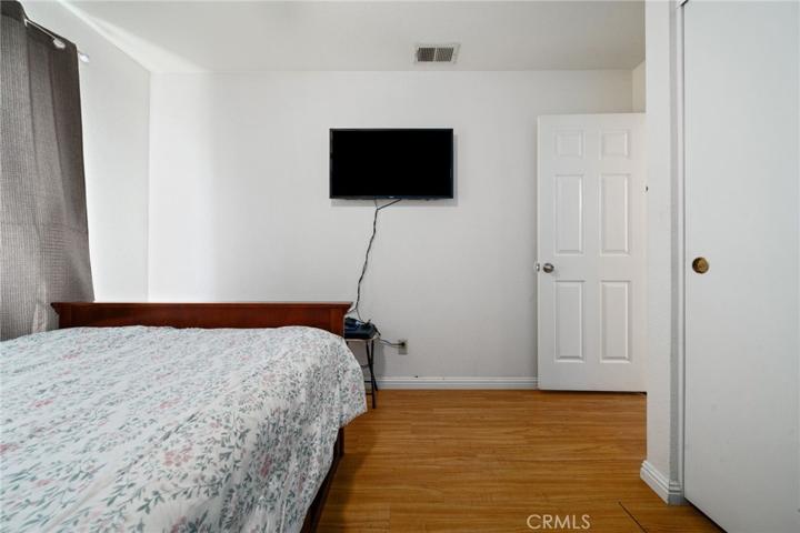 371 Glacier Circle, Corona, California 92879