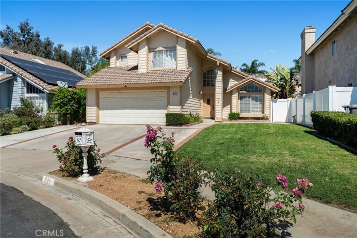 371 Glacier Circle, Corona, California 92879