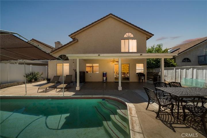 371 Glacier Circle, Corona, California 92879