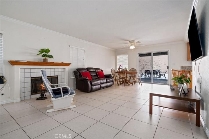 371 Glacier Circle, Corona, California 92879