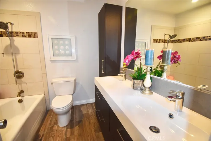 6962 Cumberland Drive, Huntington Beach, California 92647