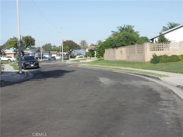 514 E Kenbridge Drive, Carson, California 90746