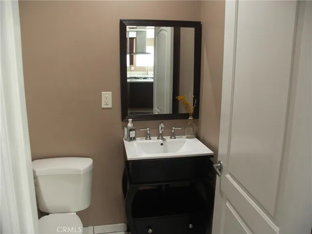 514 E Kenbridge Drive, Carson, California 90746