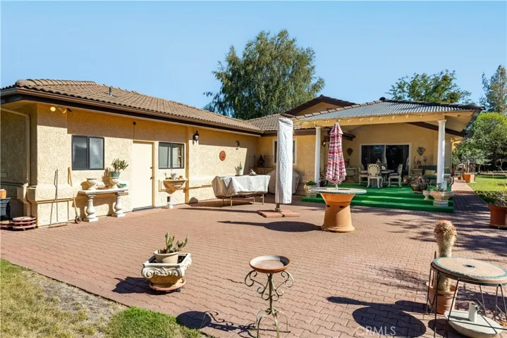 12660 El Camino Real, Atascadero, California 93422