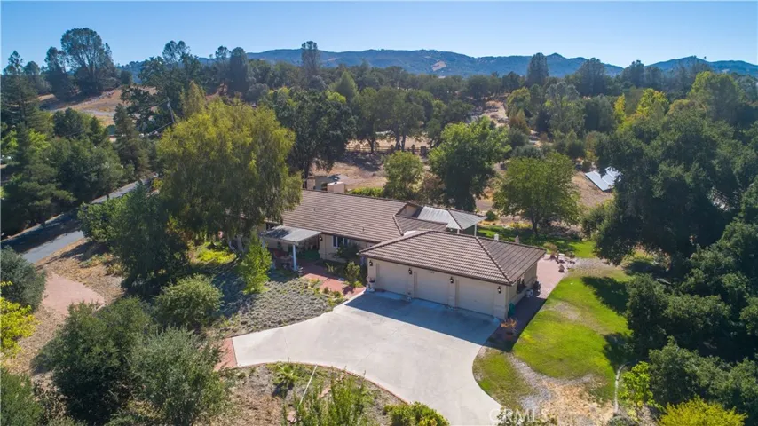 12660 El Camino Real, Atascadero, California 93422