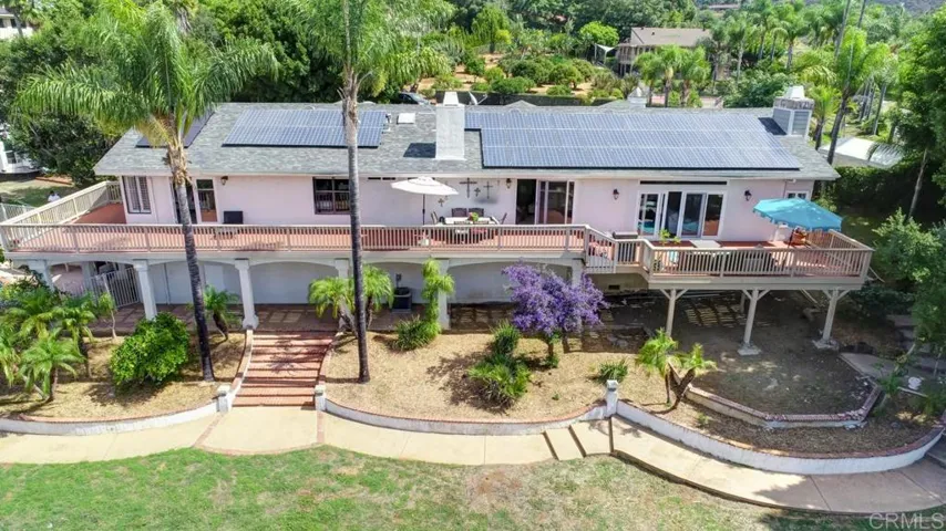 2048 Elevado Hills Drive, Vista, California 92084