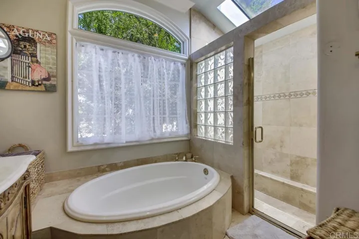 2048 Elevado Hills Drive, Vista, California 92084