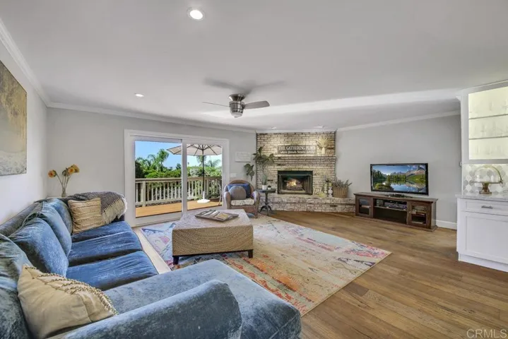 2048 Elevado Hills Drive, Vista, California 92084