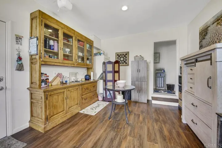 2048 Elevado Hills Drive, Vista, California 92084