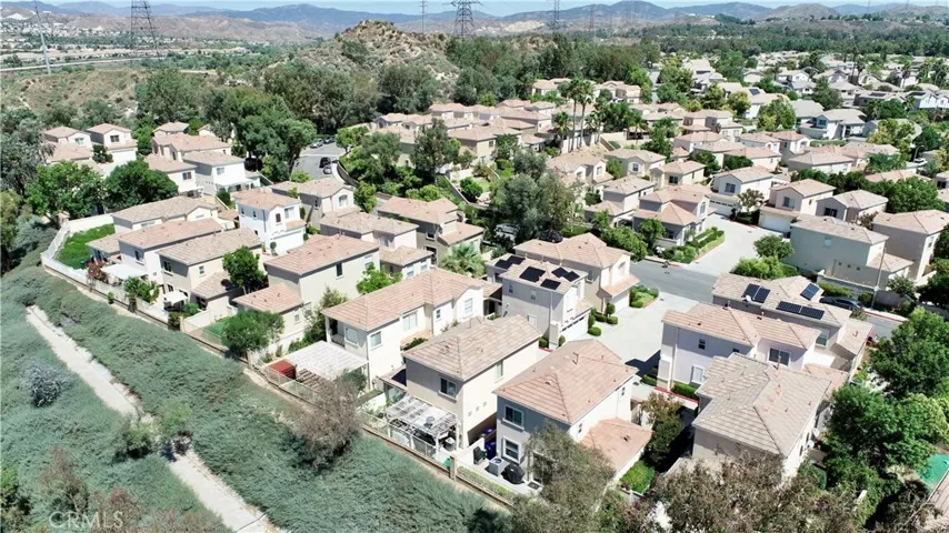 27867 Crown Court Circle Unit 75, Valencia, California 91354
