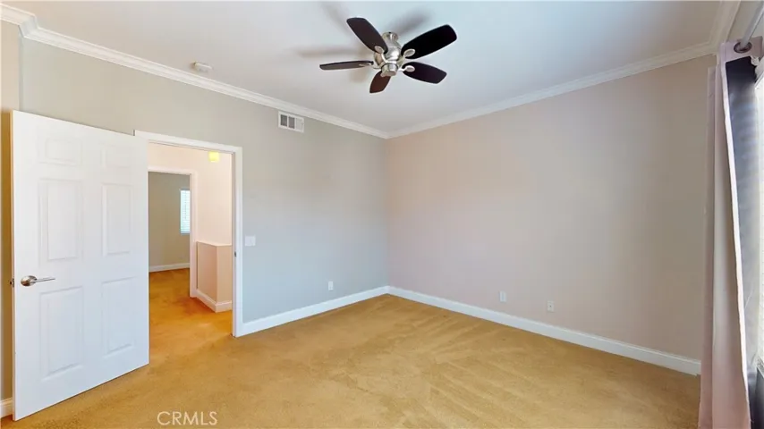 27867 Crown Court Circle Unit 75, Valencia, California 91354