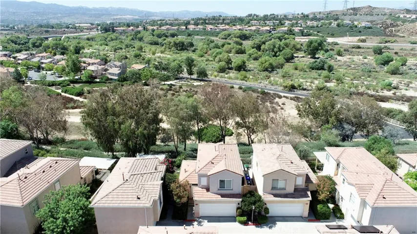 27867 Crown Court Circle Unit 75, Valencia, California 91354