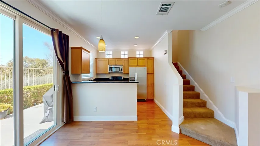27867 Crown Court Circle Unit 75, Valencia, California 91354