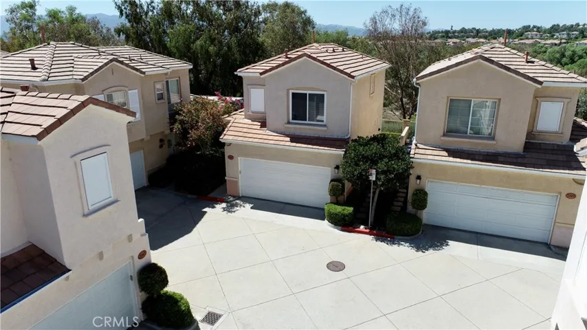 27867 Crown Court Circle Unit 75, Valencia, California 91354