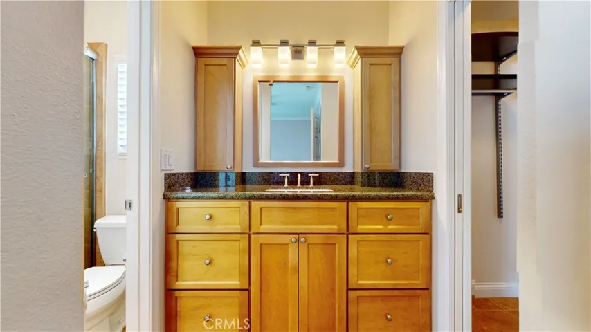 27867 Crown Court Circle Unit 75, Valencia, California 91354