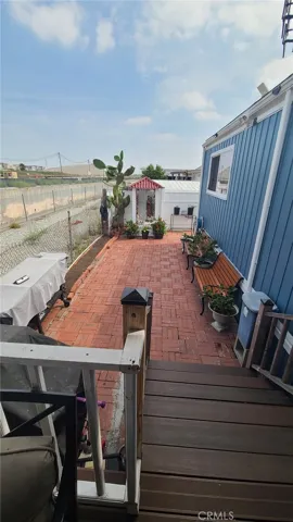 Deck/ Patio