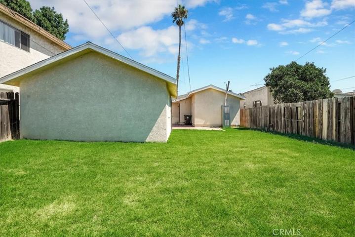 2421 Delta Avenue, Long Beach, California 90810