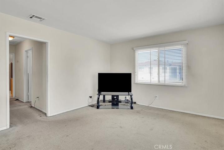 2421 Delta Avenue, Long Beach, California 90810