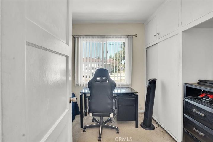 2421 Delta Avenue, Long Beach, California 90810