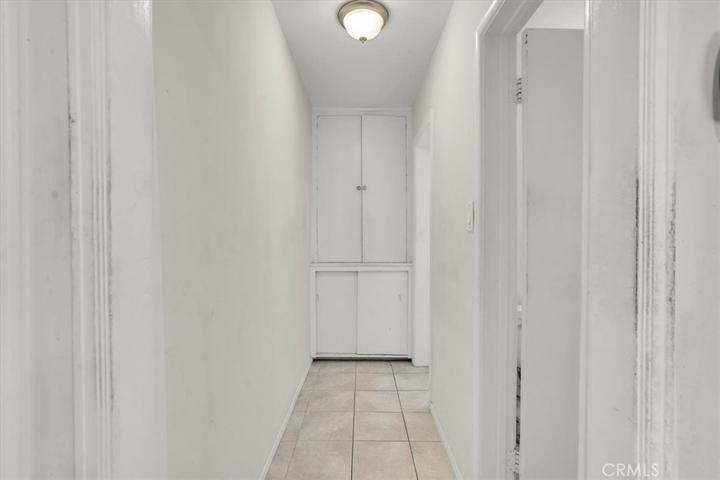 2421 Delta Avenue, Long Beach, California 90810