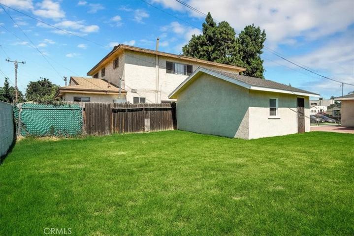 2421 Delta Avenue, Long Beach, California 90810