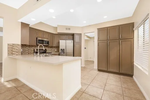 19418 San Marino Court, Newhall, California 91321