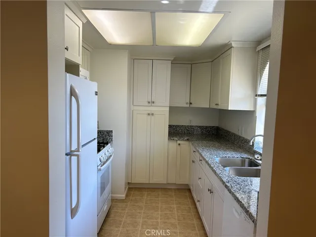 55 Alicante Aisle Unit 62, Irvine, California 92614