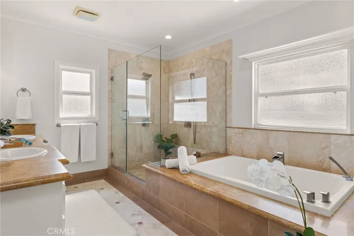 1605 Magnolia Avenue, Manhattan Beach, California 90266