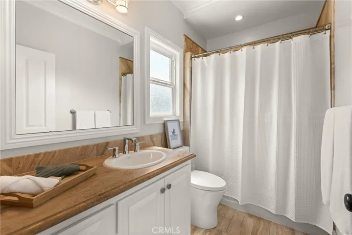 1605 Magnolia Avenue, Manhattan Beach, California 90266