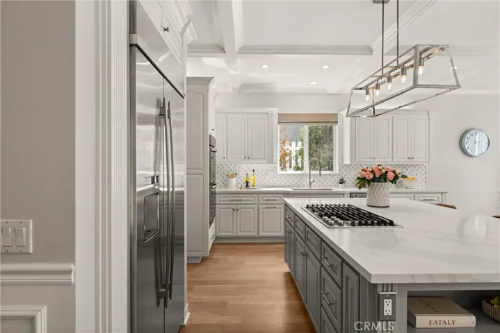 1605 Magnolia Avenue, Manhattan Beach, California 90266