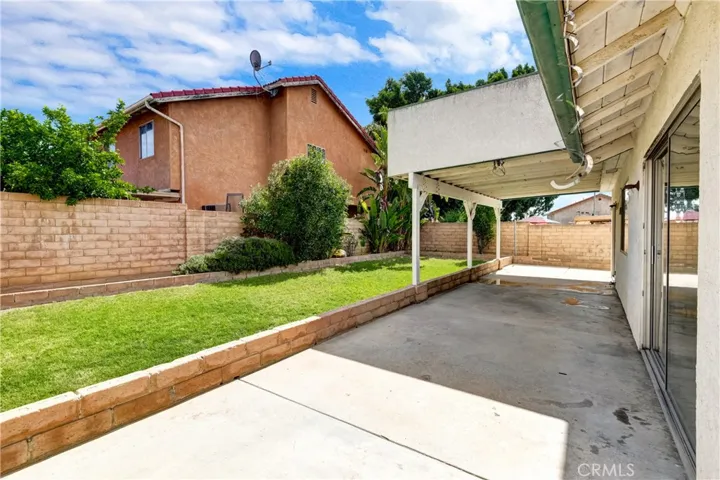 11706 Rincon Avenue, Sylmar, California 91342