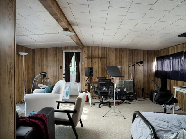 Separate studio/ADU (Accessory dwelling Unit).