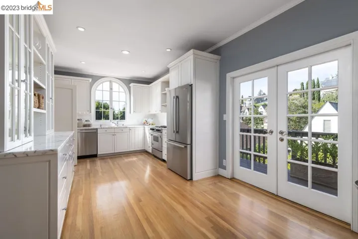 950 Larkspur Rd, Oakland, California 94610