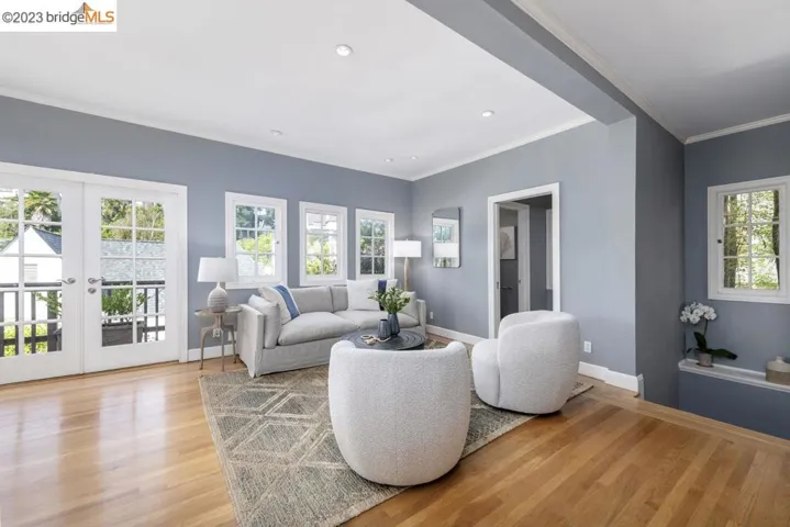 950 Larkspur Rd, Oakland, California 94610