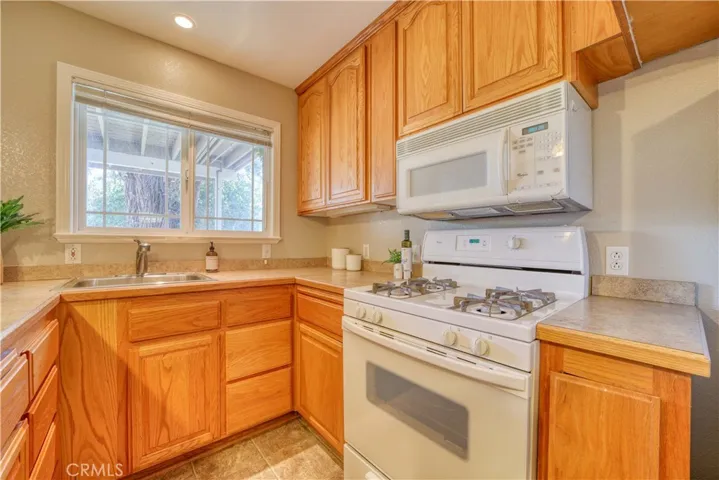 2099 Slack Street, San Luis Obispo, California 93405