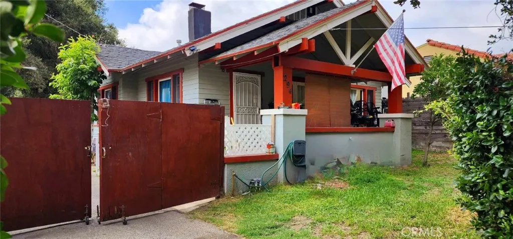 294 E Howard Street, Pasadena, California 91104