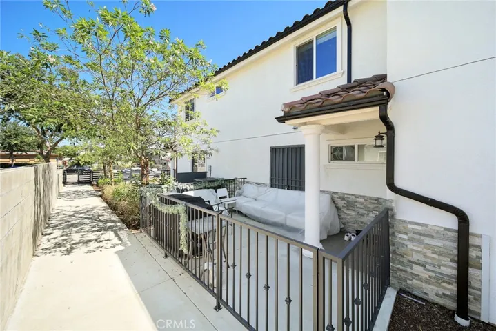 313 N Dalton Avenue, Azusa, California 91702