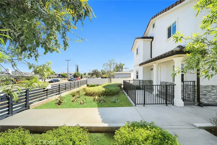 313 N Dalton Avenue, Azusa, California 91702