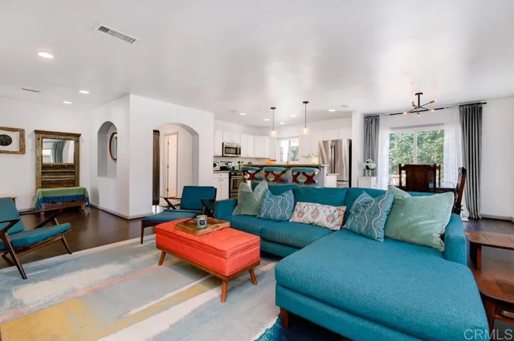 1260 Loch Lomond Dr, Cardiff By The Sea, California 92007