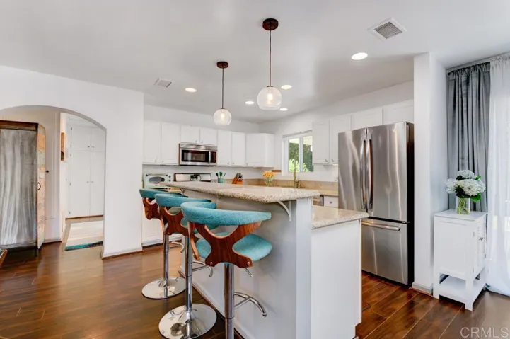 1260 Loch Lomond Dr, Cardiff By The Sea, California 92007