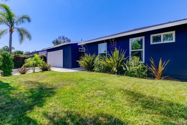 1260 Loch Lomond Dr, Cardiff By The Sea, California 92007