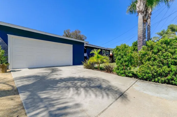 1260 Loch Lomond Dr, Cardiff By The Sea, California 92007