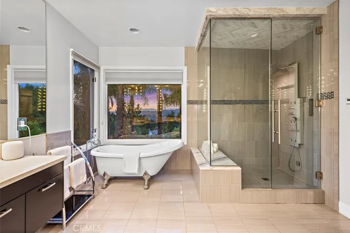 8105 E Bailey Way, Anaheim Hills, California 92808