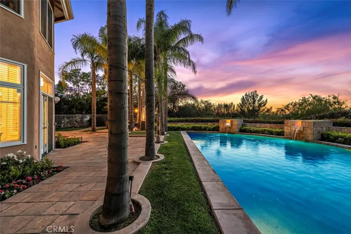 8105 E Bailey Way, Anaheim Hills, California 92808