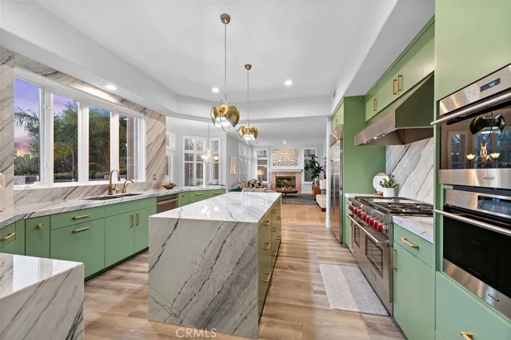 8105 E Bailey Way, Anaheim Hills, California 92808