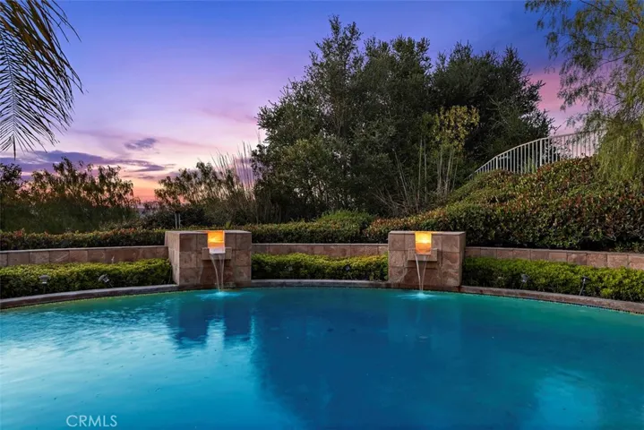 8105 E Bailey Way, Anaheim Hills, California 92808