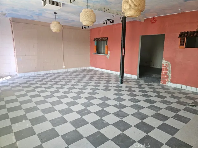 4712 Durfee Ave Main Room